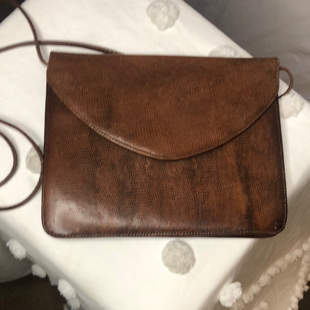 HIGBEE’S brown leather crossbody. Made in Italy.